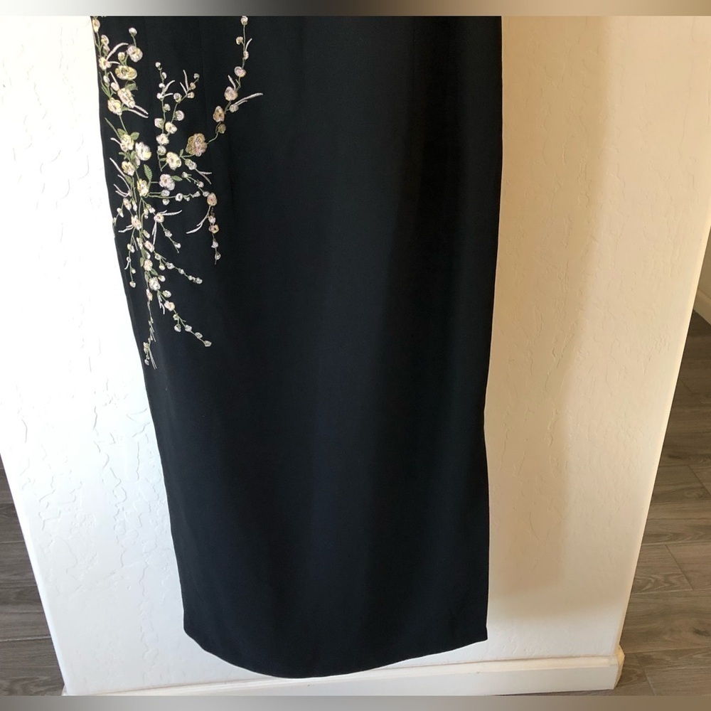 Vintage black maxi dress with floral embroidered details & side slit•••Evening - Picture 7 of 10